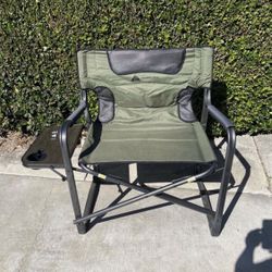Ozark Trail Hazel Creek Camping Director Chair XXL with side