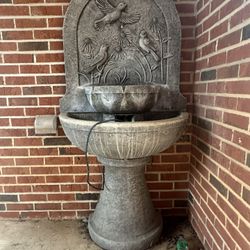 Fountain AS IS $250 or make offer 