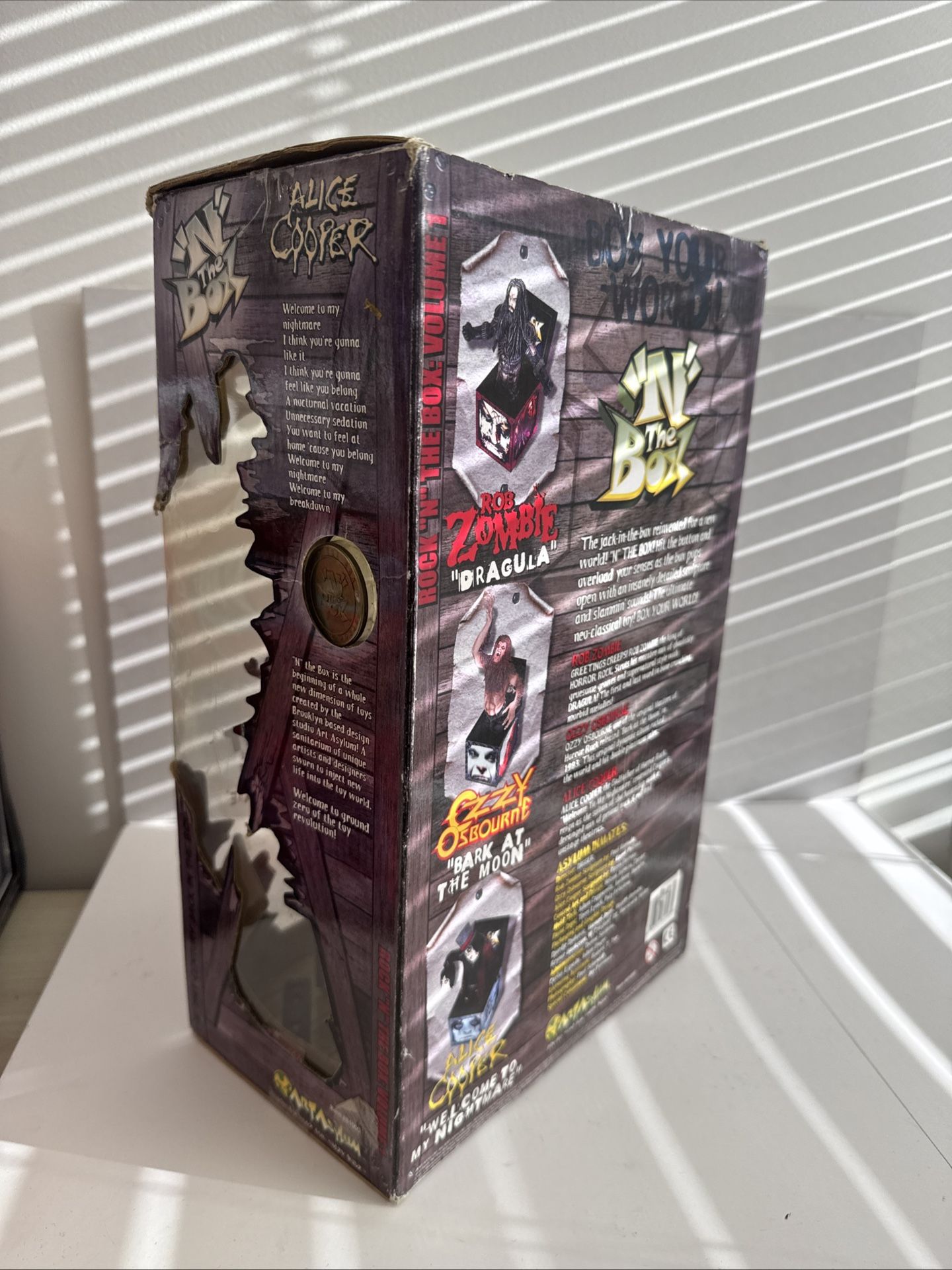 Alice Cooper Welcome to My Nightmare Rock N the Box Figure Jack in Box