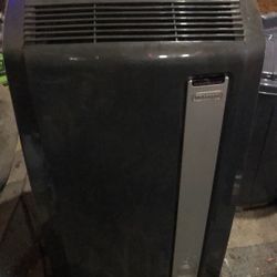 Delonghi 4 in 1 air conditioner/ dehumidifier/heater/fan