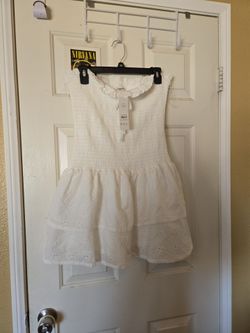 Women's Large New $3
