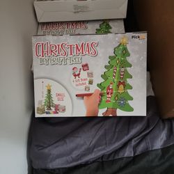 Christmas DIY Craft Tree 