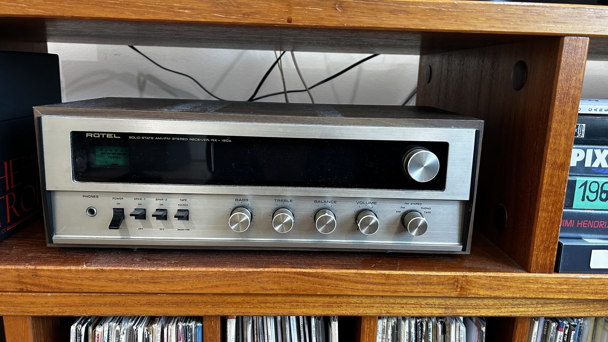 Vintage Rotel silver face receiver for vinyl set up