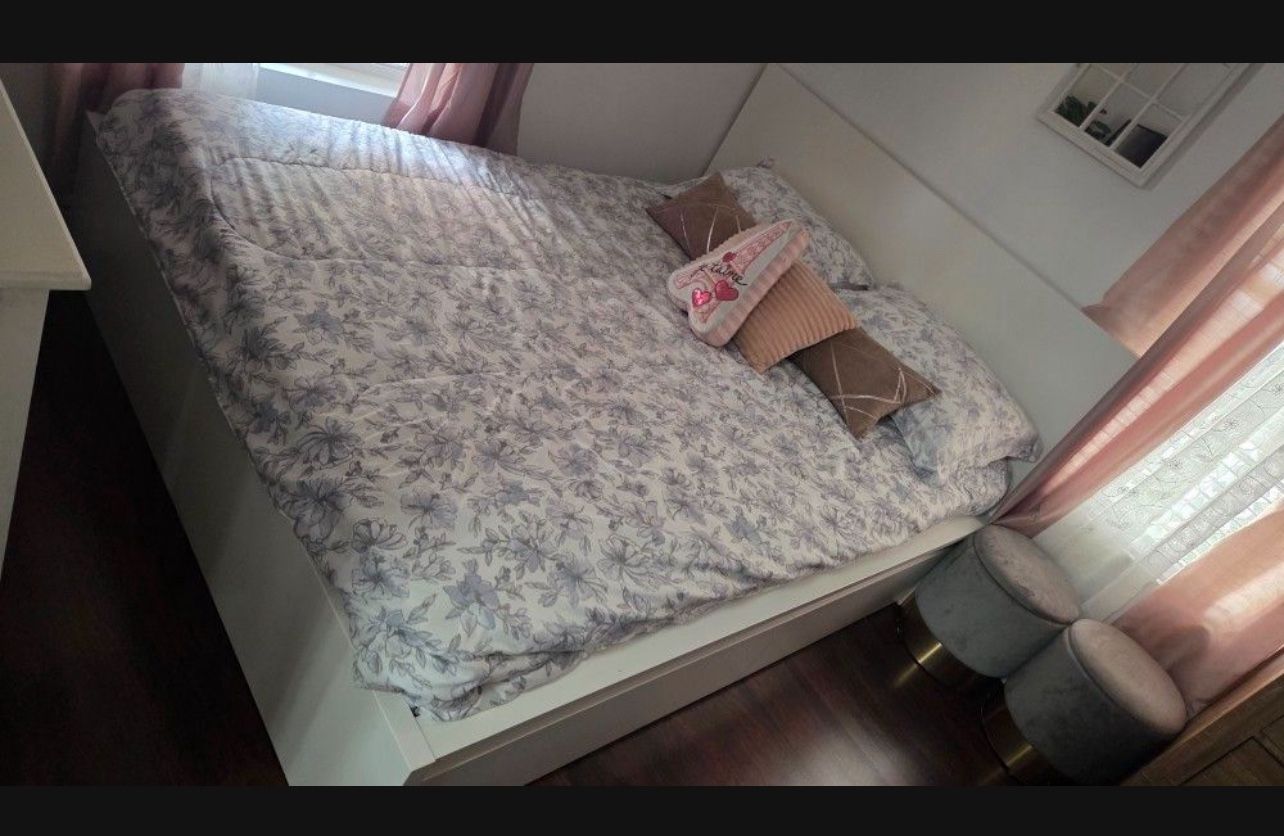 Queen Bed Frame With 2 Bottom Drawers Moving Sale