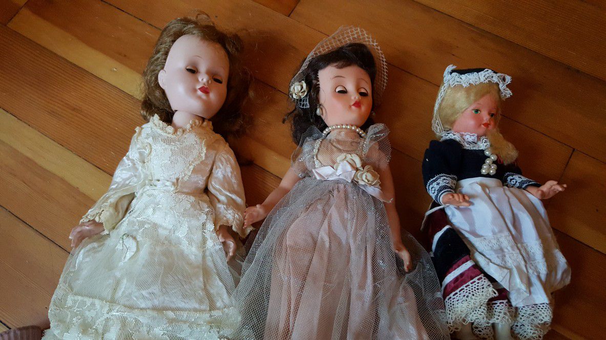 Antique Doll Lot/$35