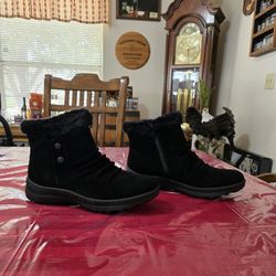 Women's BOOTS Size 11