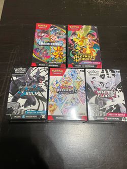 Pokémon Booster Bundle Collection