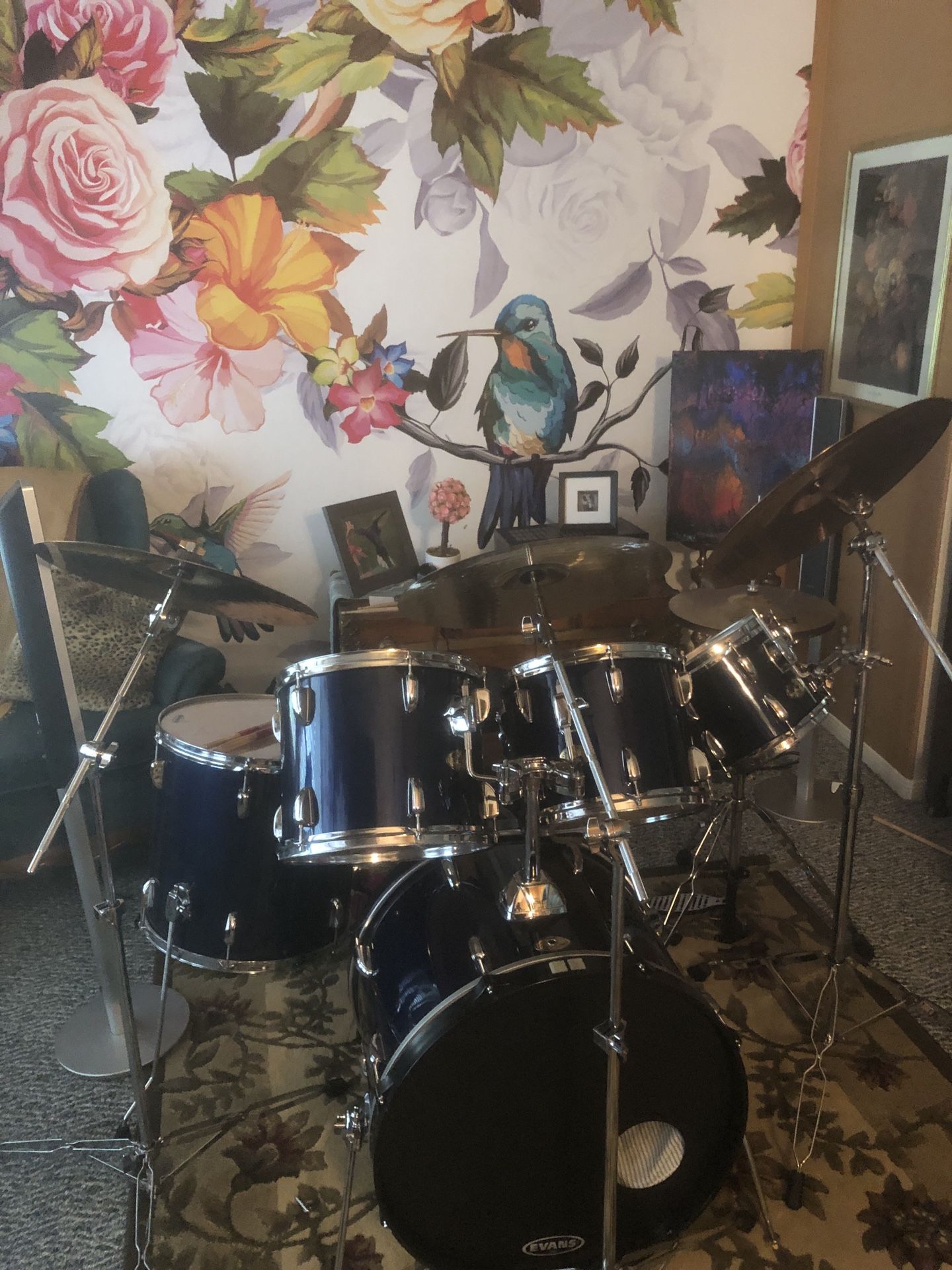TAMA DRUM KIT