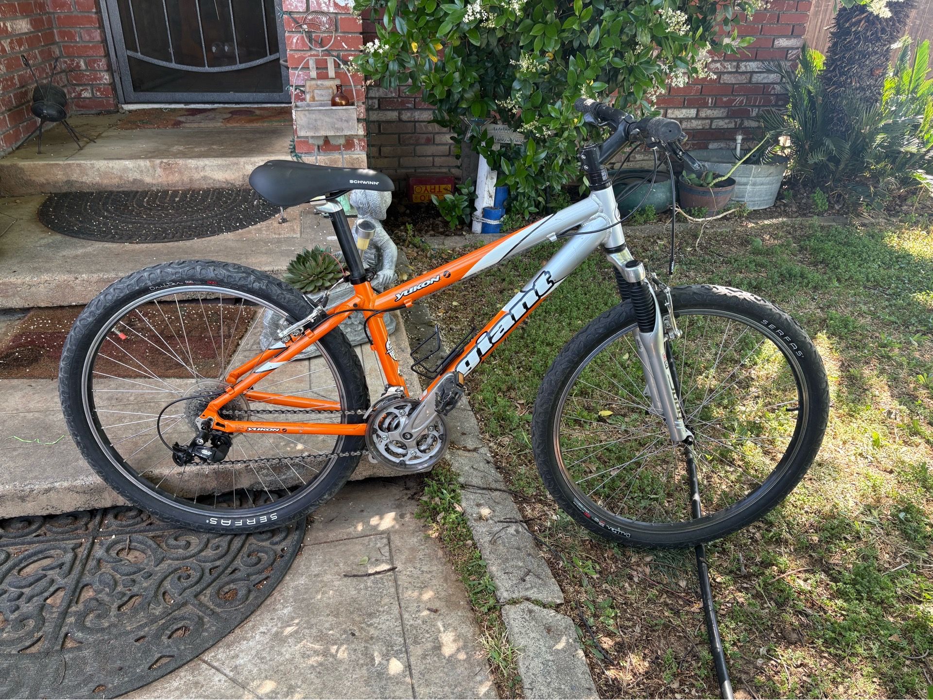 26” giant Yukon mountain bike in great shape