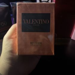 Valentino Coral fantasy