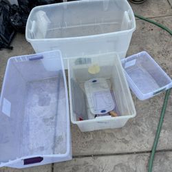 Plastic Storage Containers 
