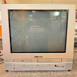 20” Sylvania CRT DVD+VHS Combo w/ AV Inputs (READ DESCRIPTION)
