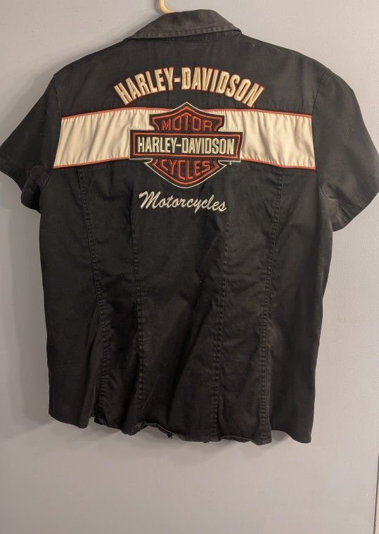 Harley-Davidson ladies medium shirt