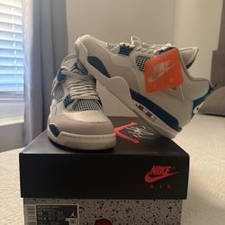 Jordan 4 “Military Blue” sz10