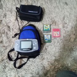 Game Boy Advance, Three Games And Backpack And Carrying Case