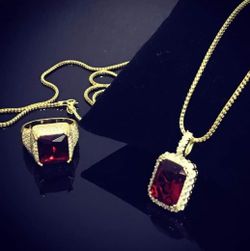 Combo Rings and chains Gold Plated 14K Does not loses color