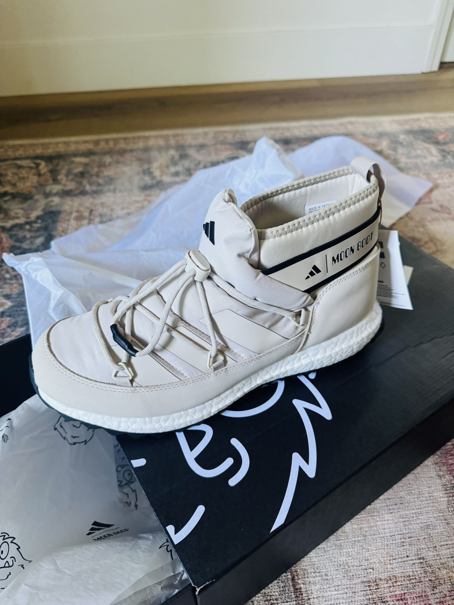 Adidas Moon Boots Size 10.5