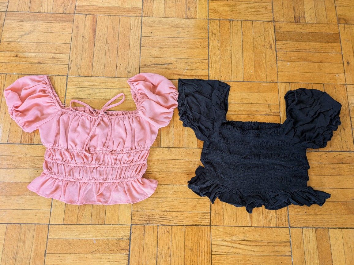 2 Crop Tops