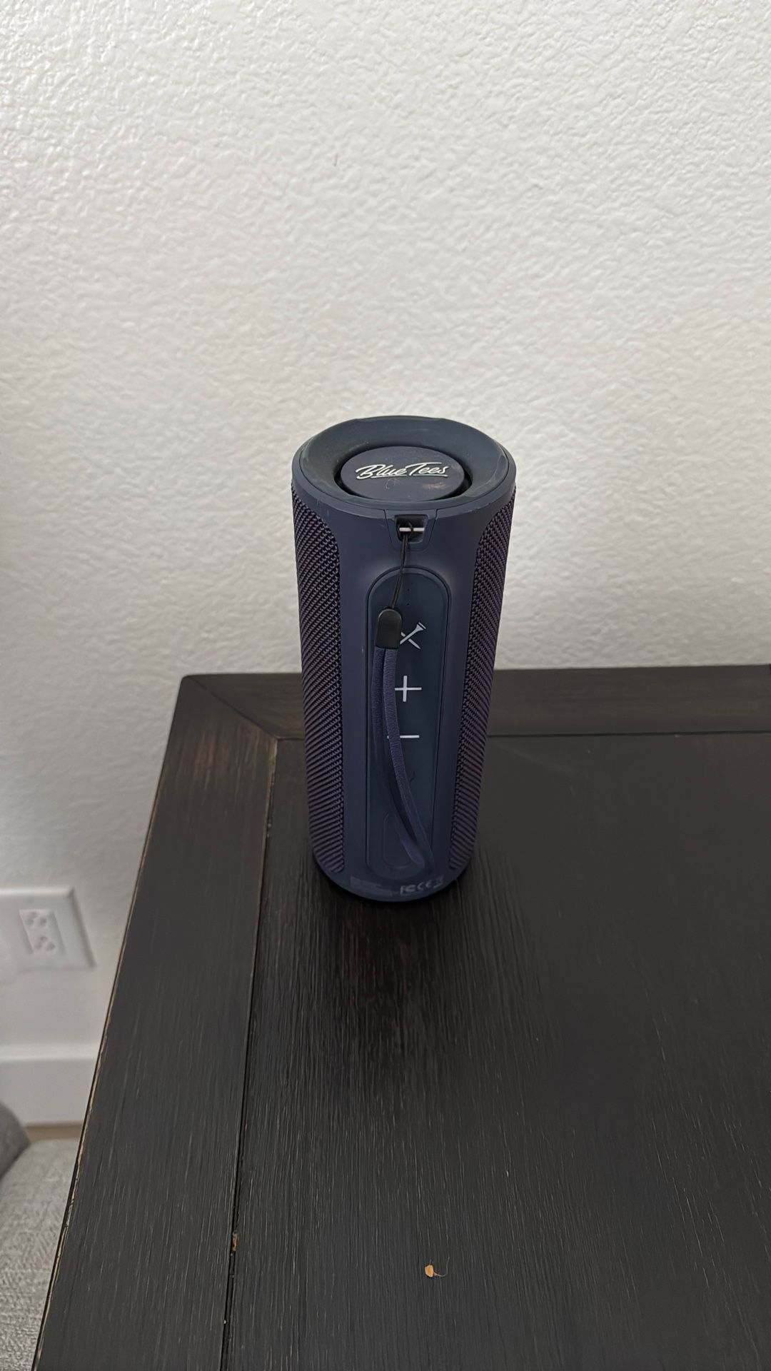 Blue Tees Player Magnetic Speaker