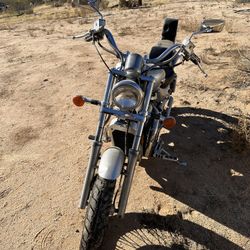 2003 Suzuki Intruder 800cc