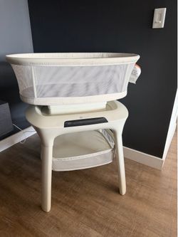 4MOMS Baby bassinet