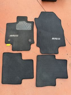FLOOR MAT TOYOTA RAV4 2019-2025  TAPETE TOYOTA RAV4