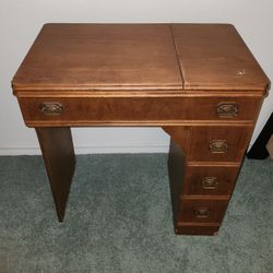Sewing table