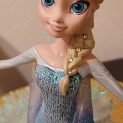 Disney Frozen Elsa Figurine 