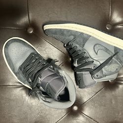 Jordan 1 Mid Distressed Smoke Grey size 5