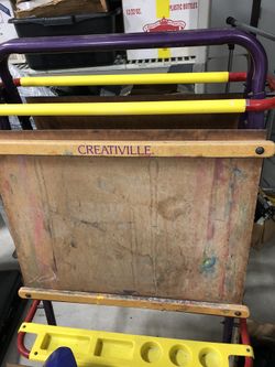 Kids Chalkboard And Coloring Easel