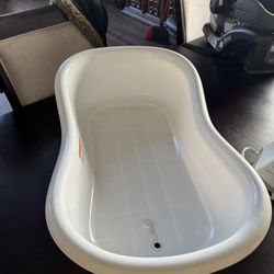 Summer Infant Newborn to Toddler Bath Center and Shower (Neutral) - Bathtub Includes Four Stages that Grow with Your Child