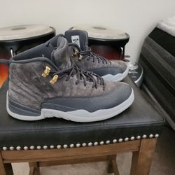 JORDAN 12's Dark Grey