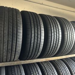 SET OF TIRE 235 55 17 MICHELIN 85% LIFE