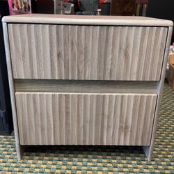 Fluted Nightstand, 23" Wood Bedside Table with 2 Storage Drawers, Modern Night Stand for Bedroom, Office, Grey