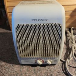 Pelonis Safe-T-Furnace 1500 W Portable Ceramic Space Heater and Fan HC-441W