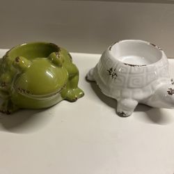 super cute 🐸🐢🕯️ like new ceramic green frog & white tortoise tealight candle holders distressed look