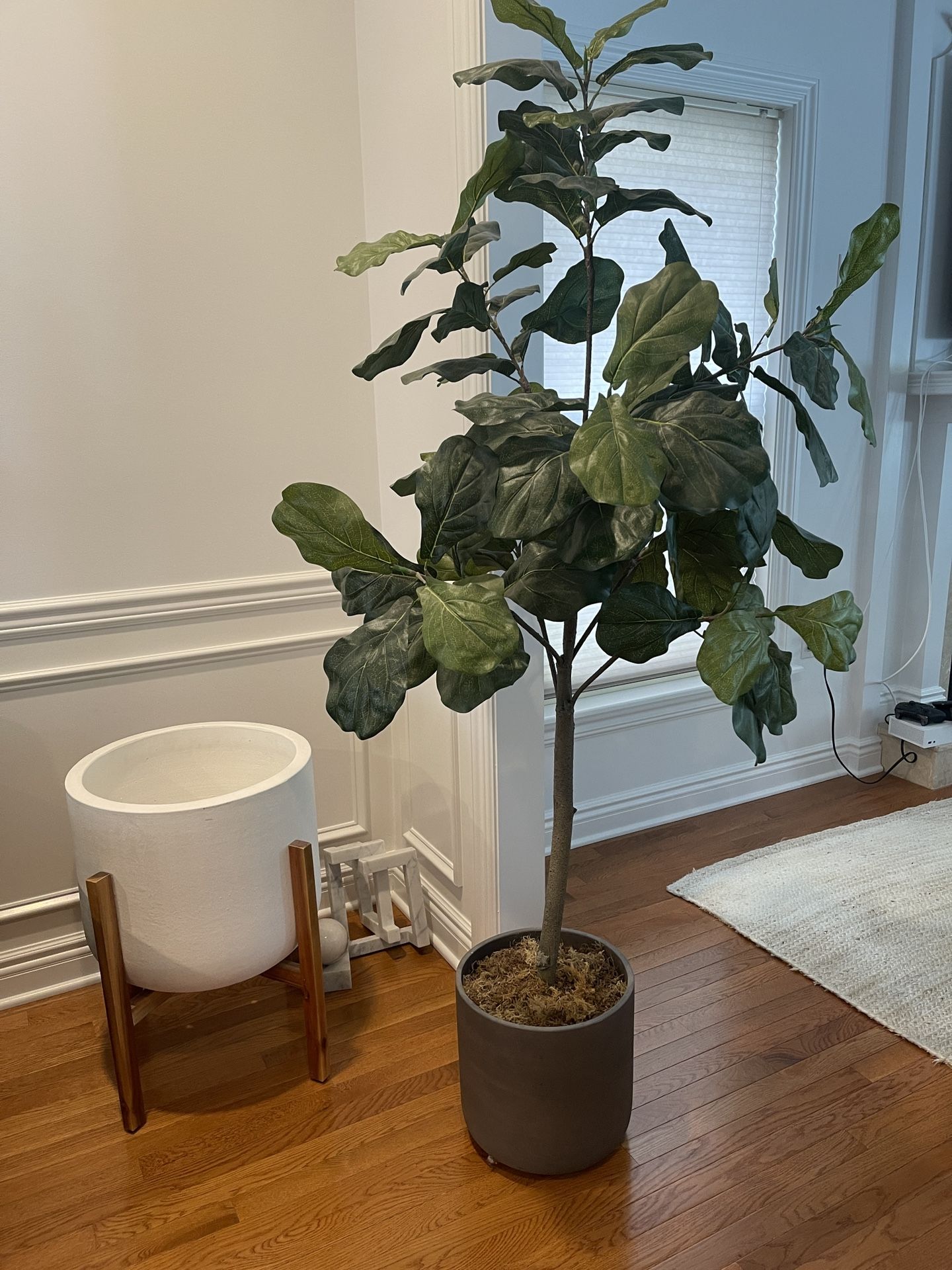 Fax Tree With Pot