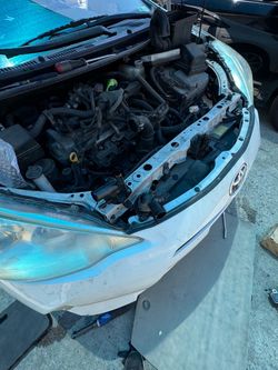 Hybrid batteries  Water pump  Inverter pump Inverter Abs Dashboard  Oil Change  Spark Plugs  Auxiliar battery  Diagnostic   All work guarantee