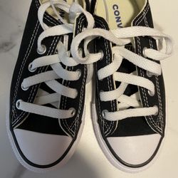 Converse Girl Size 11