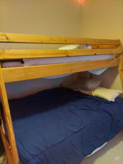 Bunk bed