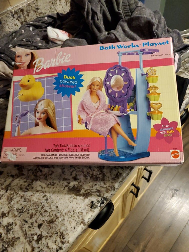 Barbie duck powered bath works playset