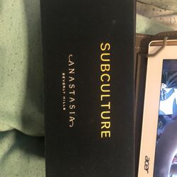 Makeup bundle