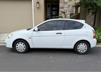 2010 Hyundai Accent Hatchback
