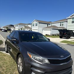 2017 KIA Optima