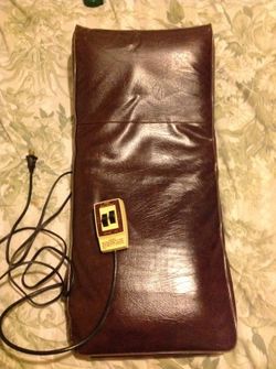 Vintage wahl back massager with heat