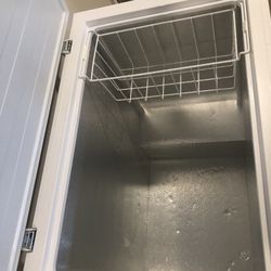 Hisense Deep Freezer