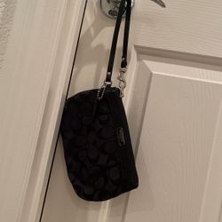 Signature Coach Wristlet 