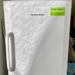 Freezer  /,Hamilton Beach  -White , One Year Old.