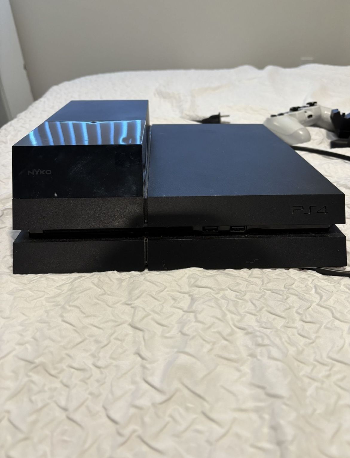 PS4