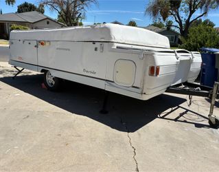 98 Coleman  tent trailer